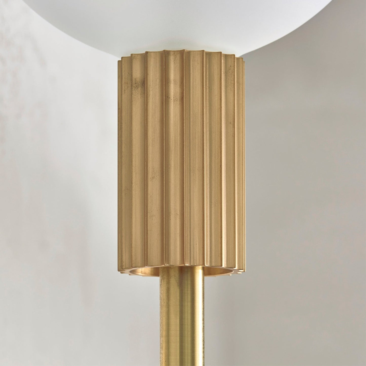 Attalos Wall Light